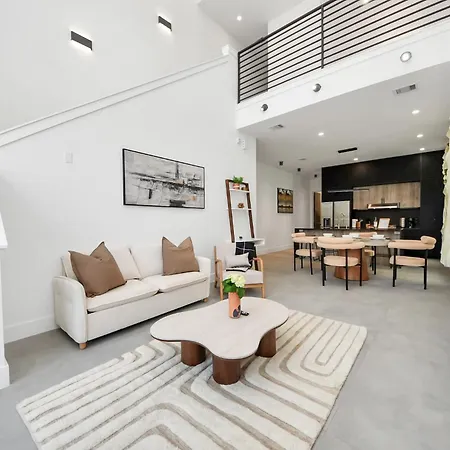 Dhaus- Sleek Loft Style 3Br Villa